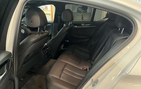 BMW 5 серия, 2017 год, 3 599 000 рублей, 17 фотография