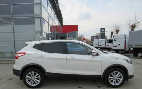 Nissan Qashqai, 2016 год, 1 644 000 рублей, 8 фотография