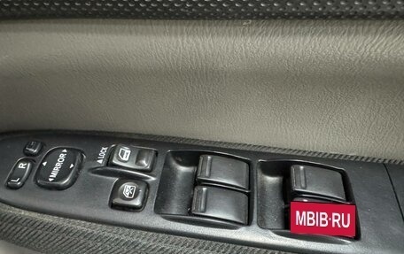 Subaru Forester, 2002 год, 1 050 000 рублей, 13 фотография
