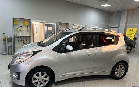 Chevrolet Spark III, 2010 год, 599 000 рублей, 2 фотография