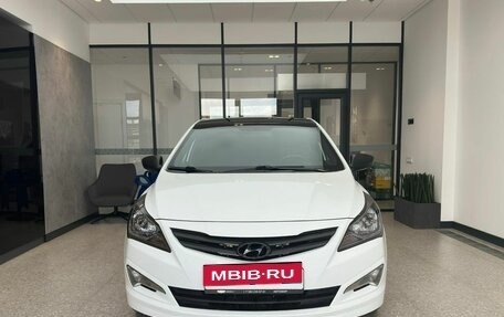 Hyundai Solaris II рестайлинг, 2015 год, 1 060 000 рублей, 3 фотография