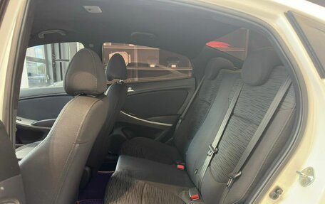 Hyundai Solaris II рестайлинг, 2015 год, 1 060 000 рублей, 10 фотография