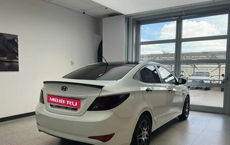 Hyundai Solaris II рестайлинг, 2015 год, 1 060 000 рублей, 7 фотография