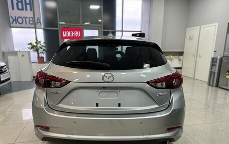 Mazda Axela, 2017 год, 1 699 000 рублей, 4 фотография