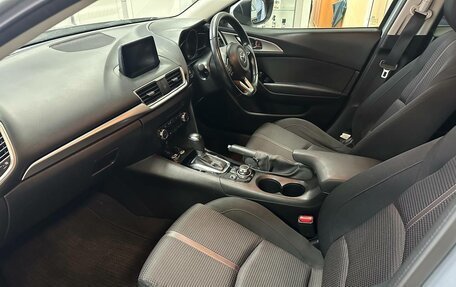 Mazda Axela, 2017 год, 1 699 000 рублей, 24 фотография