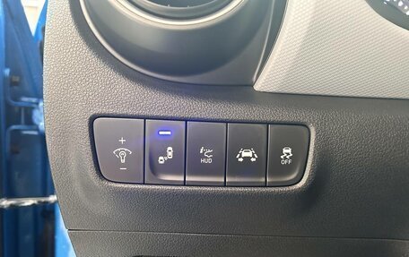 Hyundai Kona I, 2020 год, 2 198 000 рублей, 18 фотография