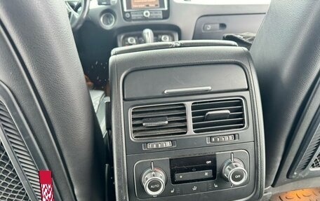 Volkswagen Touareg III, 2014 год, 3 050 000 рублей, 15 фотография