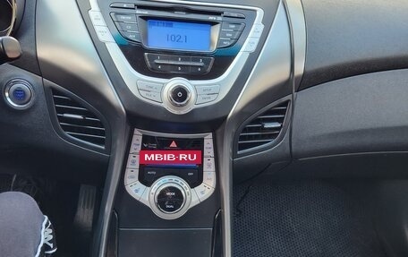 Hyundai Avante, 2010 год, 750 000 рублей, 3 фотография