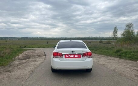 Chevrolet Cruze II, 2011 год, 630 000 рублей, 4 фотография