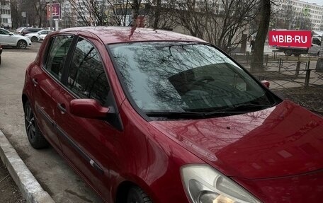 Renault Clio III, 2008 год, 700 000 рублей, 3 фотография