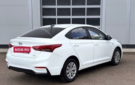 Hyundai Solaris II рестайлинг, 2018 год, 1 420 000 рублей, 5 фотография