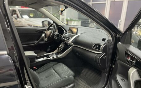 Mitsubishi Eclipse Cross, 2019 год, 2 330 000 рублей, 21 фотография