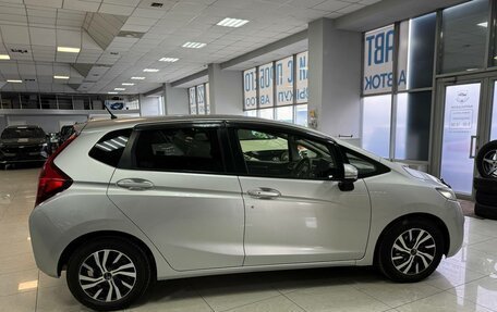 Honda Fit III, 2016 год, 1 090 000 рублей, 6 фотография