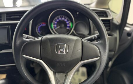 Honda Fit III, 2016 год, 1 090 000 рублей, 9 фотография