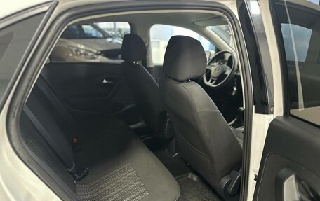 Volkswagen Polo VI (EU Market), 2018 год, 900 000 рублей, 15 фотография