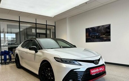 Toyota Camry, 2021 год, 3 150 000 рублей, 4 фотография