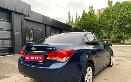 Chevrolet Cruze II, 2011 год, 750 000 рублей, 5 фотография