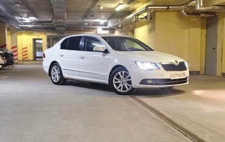 Skoda Superb III рестайлинг, 2014 год, 1 430 000 рублей, 4 фотография