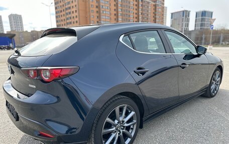 Mazda 3, 2022 год, 3 495 000 рублей, 5 фотография