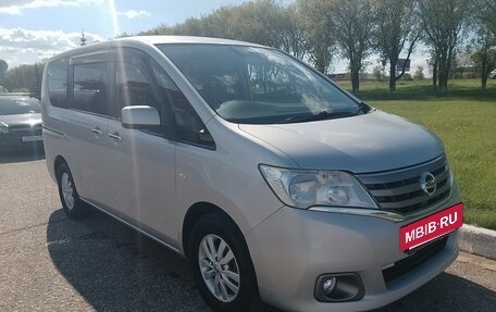 Nissan Serena IV, 2013 год, 1 660 000 рублей, 3 фотография