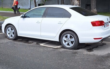 Volkswagen Jetta VI, 2012 год, 1 250 000 рублей, 18 фотография