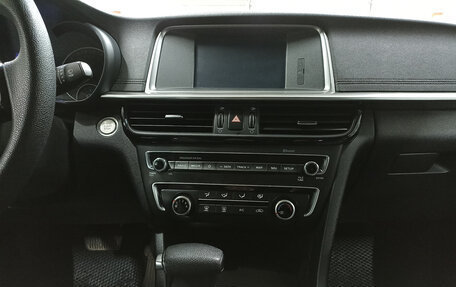 KIA K5 II, 2019 год, 2 185 000 рублей, 18 фотография