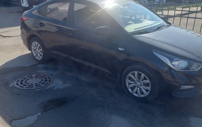 Hyundai Solaris II рестайлинг, 2017 год, 1 050 000 рублей, 1 фотография