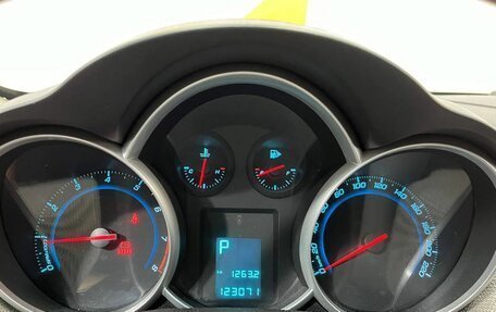 Chevrolet Cruze II, 2011 год, 680 000 рублей, 11 фотография