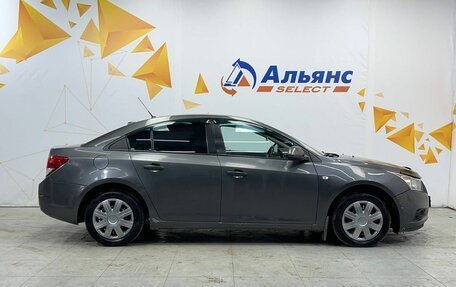 Chevrolet Cruze II, 2011 год, 680 000 рублей, 2 фотография