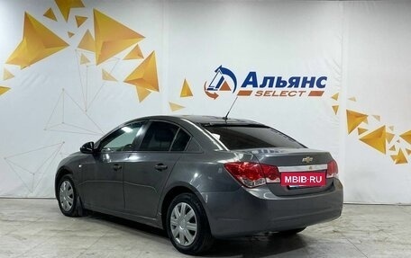 Chevrolet Cruze II, 2011 год, 680 000 рублей, 5 фотография