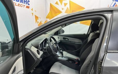 Chevrolet Cruze II, 2011 год, 680 000 рублей, 16 фотография