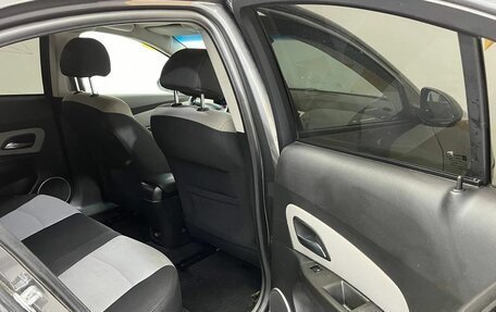 Chevrolet Cruze II, 2011 год, 680 000 рублей, 17 фотография