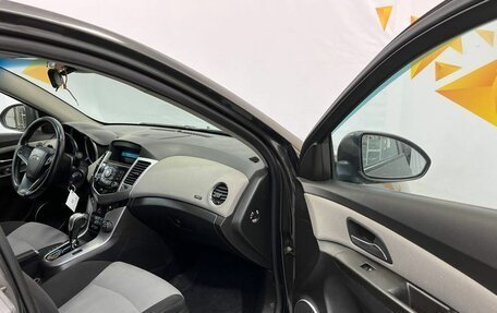 Chevrolet Cruze II, 2011 год, 680 000 рублей, 25 фотография