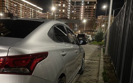 Hyundai Solaris II рестайлинг, 2021 год, 1 590 000 рублей, 3 фотография