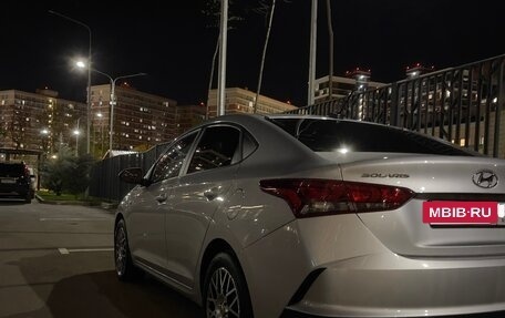 Hyundai Solaris II рестайлинг, 2021 год, 1 590 000 рублей, 2 фотография