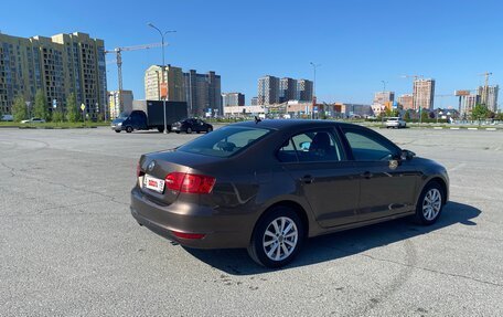 Volkswagen Jetta VI, 2013 год, 950 000 рублей, 6 фотография