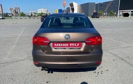 Volkswagen Jetta VI, 2013 год, 950 000 рублей, 7 фотография