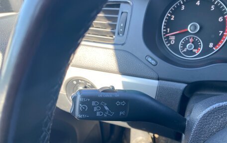 Volkswagen Jetta VI, 2013 год, 950 000 рублей, 19 фотография