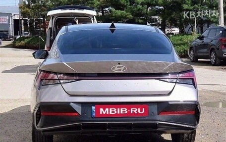 Hyundai Avante, 2023 год, 2 350 000 рублей, 4 фотография