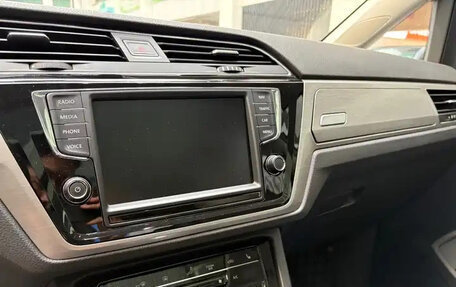 Volkswagen Touran III, 2020 год, 1 624 810 рублей, 11 фотография