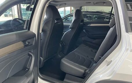Skoda Kodiaq I, 2022 год, 2 639 000 рублей, 10 фотография