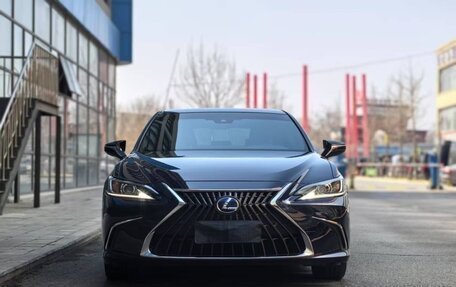 Lexus ES VII, 2021 год, 3 000 000 рублей, 2 фотография