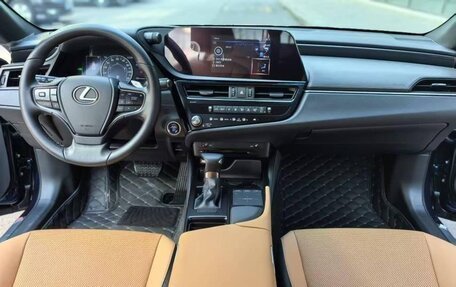 Lexus ES VII, 2021 год, 3 000 000 рублей, 6 фотография