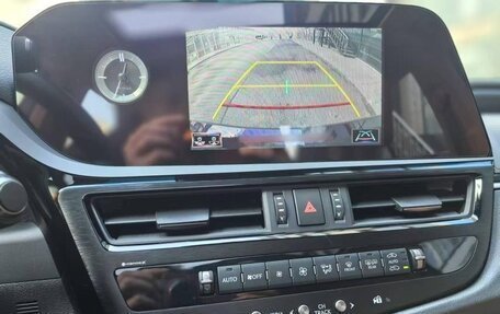 Lexus ES VII, 2021 год, 3 000 000 рублей, 9 фотография