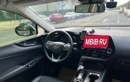 Lexus NX, 2022 год, 3 740 000 рублей, 10 фотография