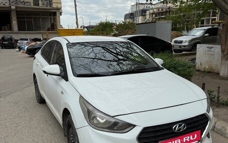 Hyundai Solaris II рестайлинг, 2018 год, 1 100 000 рублей, 4 фотография
