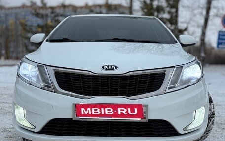 KIA Rio III рестайлинг, 2015 год, 860 000 рублей, 4 фотография