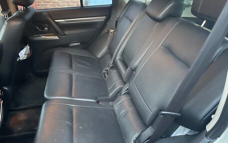 Mitsubishi Pajero IV, 2013 год, 1 970 000 рублей, 7 фотография