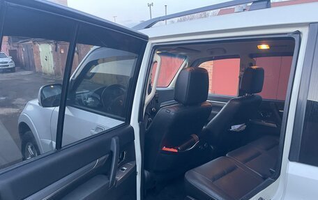 Mitsubishi Pajero IV, 2013 год, 1 970 000 рублей, 9 фотография