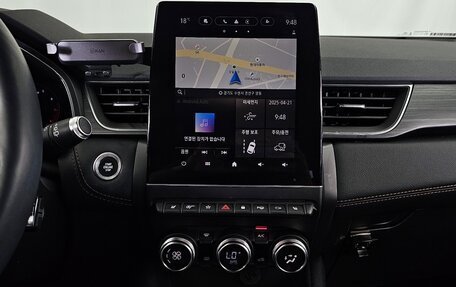 Renault Captur II, 2022 год, 1 700 000 рублей, 13 фотография